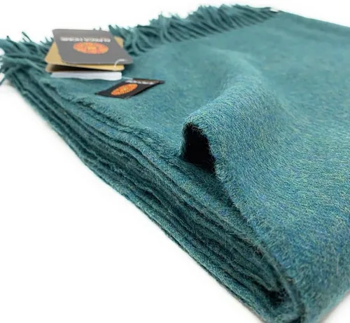 Miniatura 2 de Alpaca Home Manta Cityscape 100% pura lana de alpaca bebé 6.6 pies de largo x 4.25 pies de ancho Ropa de cama hipoalergénica, suave y Dublín