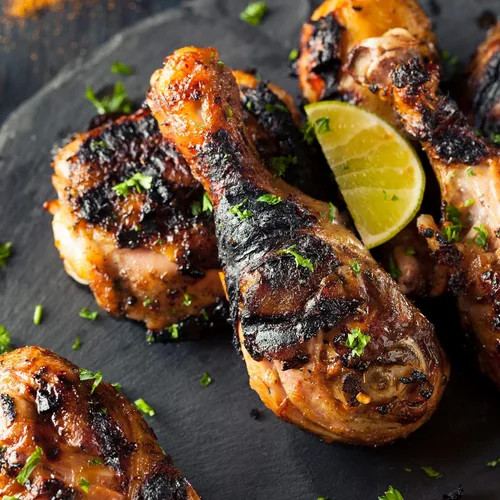Miniatura 5 de The Spice Lab Island Jerk Seasoning - Mezcla de pollo jamaicano multiusos para hígado de pollo, cerdo molido y mariscos - Tarro agitador de 4 onzas