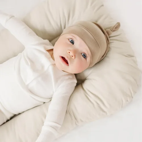 Miniatura 2 de Konssy Paquete de 8 gorros para bebé recién nacido, gorros suaves para bebés y niñas de 0 a 6 meses