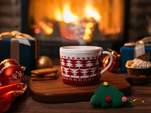 Miniatura 4 de Taza de suéter para invierno, acogedora idea de regalo, regalo de árbol rojo y blanco, regalo de temporada navideña, taza de invierno de ganchillo