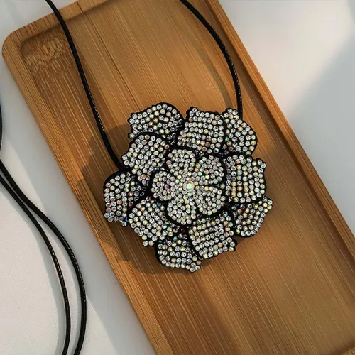 Miniatura 5 de Gargantilla de flores con diamantes de imitación, collar ajustable de flores de encaje para mujer, collares largos de cristal para fiesta