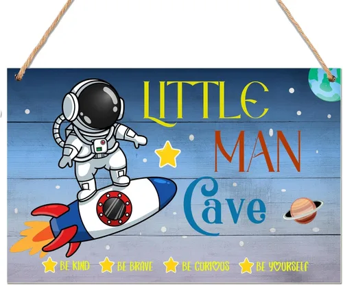 Miniatura 2 de JNFEUI Cartel de madera de la cueva del hombre pequeño del espacio de astronauta, decoración de la habitación del bebé, decoración de pared colgante