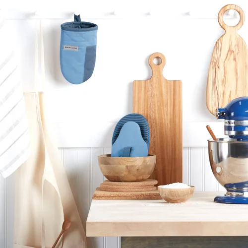 Miniatura 2 de KitchenAid Beacon - Juego de mini guantes de horno antideslizantes de dos tonos, terciopelo azul/cielo azul, 5.5 x 8 pulgadas, 2 piezas