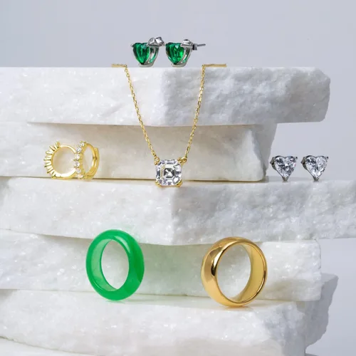 Miniatura 7 de Bling Jewelry Anillo de eternidad apilable simple para mujeres y adolescentes con colores teñidos azul, rosa, dorado, verde, piedra preciosa