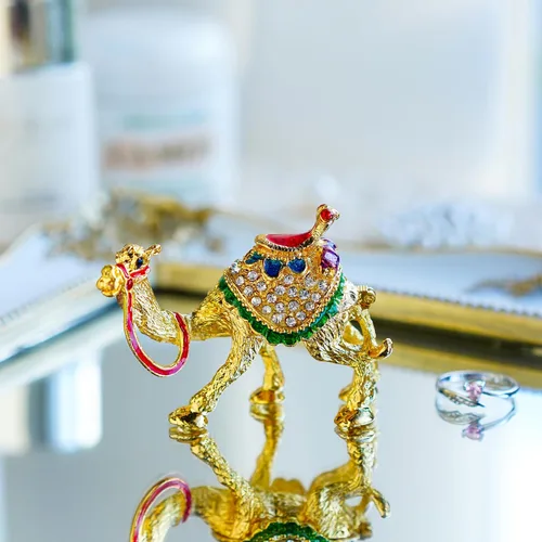 Miniatura 5 de YU FENG Adorno de decoración de figuras de camello de cristal, estatuas de camello esmaltado dorado, caja de joyería con bisagras
