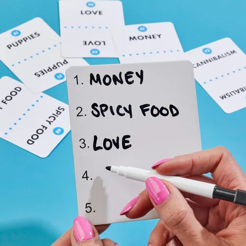 Miniatura 8 de Juego de prioridades de Hasbro Games Un juego de fiesta de opciones absurdas Divertidos juegos de cartas para adultos y adolescentes A partir