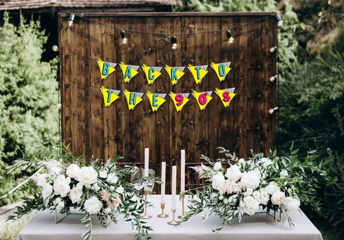 Miniatura 2 de Cartel de neón preencordado de regreso a los 90 – Divertidas decoraciones de fiesta para hombres y mujeres – Suministros de fiesta y regalos