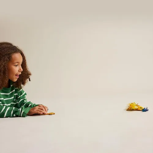 Miniatura 2 de LEGO NINJAGO - Juguete de Arin's Rising Dragon Strike, juego de figura de acción ninja con minifigura de Arin, juego de juguete de batalla ninja