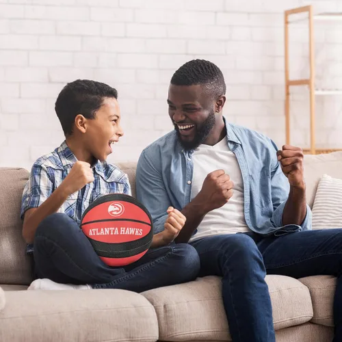 Miniatura 5 de Bleacher Creatures Balón de baloncesto silencioso tamaño 7 (29.5") – Balón de espuma oficial con licencia de la NBA para interiores con construcción