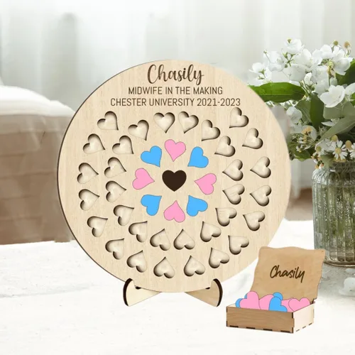 Miniatura 14 de Contador de nacimiento personalizado para estudiantes partera con 50 espacios para bebés, tablero de madera en forma de corazón