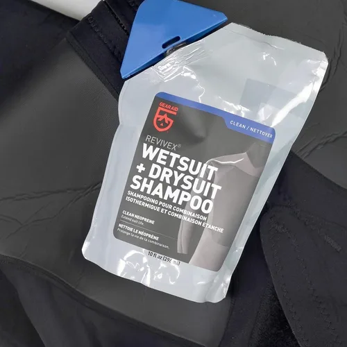Miniatura 2 de GEAR AID Limpiador y acondicionador para trajes húmedos y secos – Elimina la sal, el cloro y los residuos con champú concentrado, mantiene