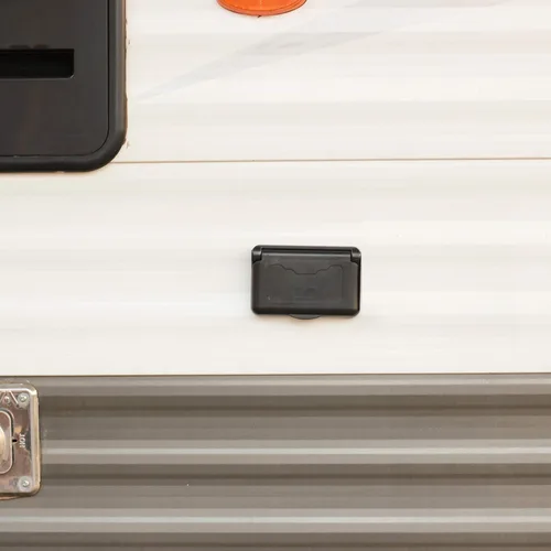 Miniatura 3 de RVGUARD Cubierta de receptáculo resistente a la intemperie con muelle para RV en negro (incluye receptáculo)