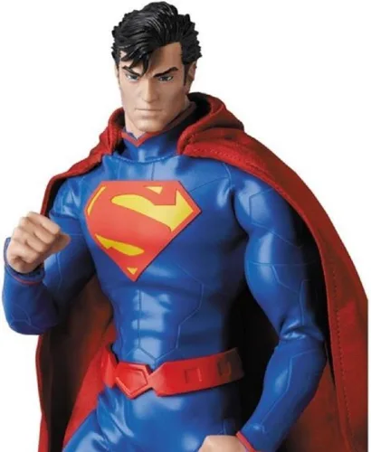 Miniatura 3 de Medicom DC Comics: Nueva figura de acción de Superman Real Hero 52