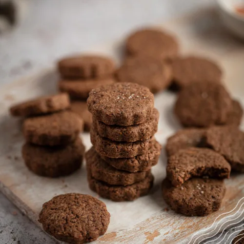 Miniatura 9 de NaturaleBio Cacao en polvo orgánico de 35 onzas. Sin azúcar, no alcalinizado y puro. Sustituto de cacao en polvo con rico sabor a chocolate negro.