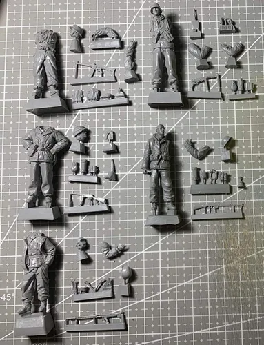 Miniatura 2 de Risjc 1/35 Soldado de resina Modelo Soldado de infantería militar de la Segunda Guerra Mundial (5 personas) Modelo de fundición a presión Kit