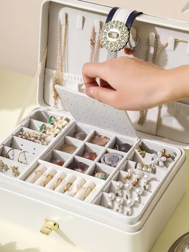 Miniatura 5 de AOSIFIEL Joyero y organizador para mujeres, adolescentes, niños, aretes, joyero con colgador de collar, caja de joyería de pie de piel sintética