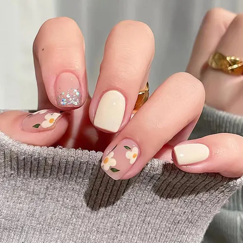 Lindas uñas a presión de flores, color blanco leche, cuadradas, flores pequeñas, acrílicas, primavera/verano, puntas florales, uñas artificiales
