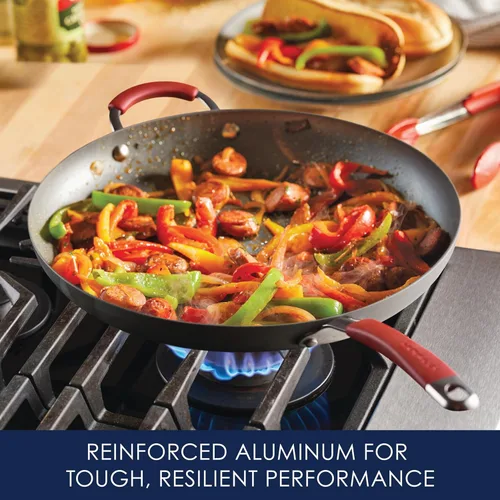 Miniatura 4 de Rachael Ray Cucina - Sartén antiadherente con mango auxiliar y proceso de anodizado duro., rojo, gris (Gray with Red Handles)