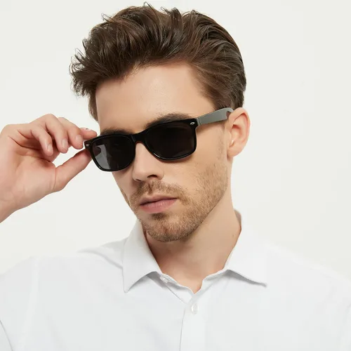 Miniatura 7 de Pack de 4 gafas de lectura bifocales con lente gris, anteojos de sol bifocales con bisagra de muelle para exteriores, moda, para hombres y mujeres