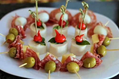 Miniatura 6 de Gmark Púas de cóctel de bambú de 4.5 pulgadas, 300 unidades, brochetas de nudo de bambú, puntas trenzadas con nudo en bucle perfectas para cócteles