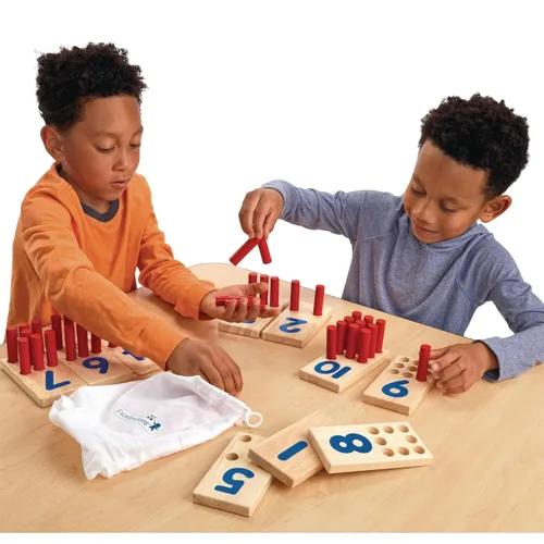 Miniatura 5 de Excellerations Tablero de números de clavija, incluye: 10 tablas de madera de goma + 55 clavijas de madera + bolsa de almacenamiento