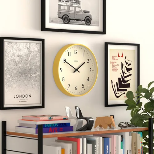Miniatura 4 de JONES CLOCKS® Reloj de pared de estudio Estilo redondo moderno 12 pulgadas Amarillo Números fáciles de leer Diseño versátil para cocina