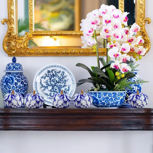 Miniatura 3 de Winlyn 12 calabazas decorativas de tela pequeña en azul y blanco, chinoiserie chic, calabazas de espuma de 3 pulgadas para regalos, otoño, boda