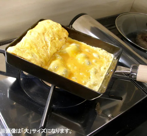 Miniatura 10 de Riverlight Kyoku Japan J1613 - Sartén de hierro para huevos, pequeña, de nitruro de hierro, compatible con IH, resistente a la corrosión, fabricada