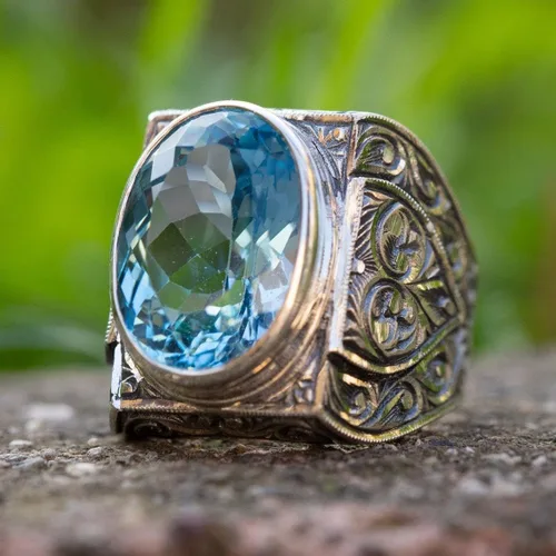 LRESJJIUJ Anillo de acero inoxidable retro con circonitas cúbicas de corte cuadrado, sello de piedra tallada a mano, gema de topacio azul, anillo de