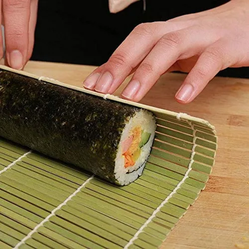 Miniatura 6 de JapanBargain, Kit de fabricación de sushi, 2 alfombrillas de bambú verde con paleta de arroz y esparcidor, juego de rodillos de sushi japonés