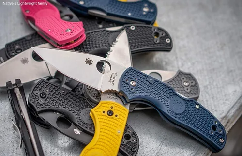 Miniatura 7 de Spyderco C41 Native 5 Signature - Cuchillo plegable con hoja de acero CPM S30V de 2.95" y mango FRN ligero, Gris