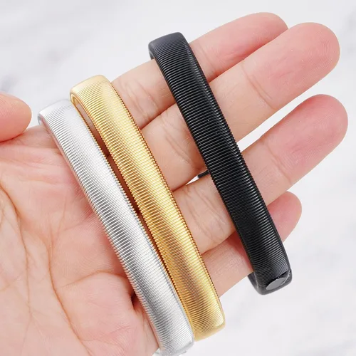 Miniatura 3 de SUMERSHA 6 piezas de soportes de manga para camisa, brazaletes de metal elásticos antideslizantes de manga larga para hombres y mujeres