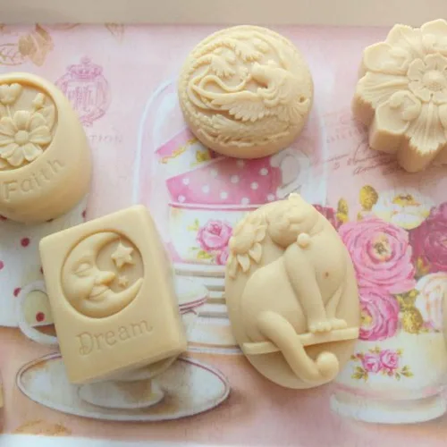 Miniatura 4 de Molde de jabón de silicona para hacer jabón, manualidades, hecho a mano, chocolate, caramelo, pastel, flor de fresa (14448)