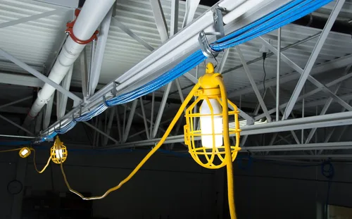 Miniatura 5 de Bergen Industries Inc GL100142STK - Cadena de luz temporal de 10 luces, 100 pies, 14 AWG, 300 V y 12 W, luz de palo LED, color amarillo