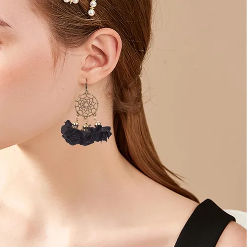 Miniatura 6 de Cheriswelry 50 colgantes de tela de tela de flores de tela negra con pétalos florales con tapa dorada en forma de campana para manualidades, aretes