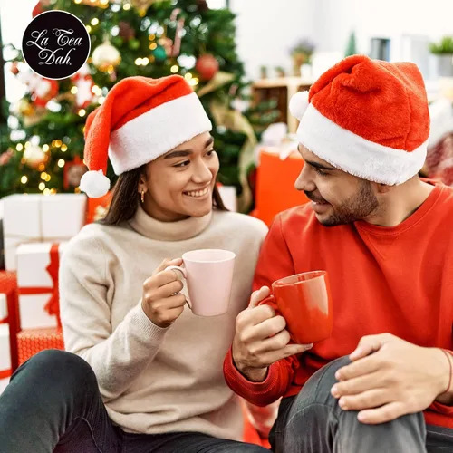 Miniatura 7 de Caja de regalo de té navideño Peace, Love and Joy, 1 lata de té verde de menta, 1 lata de té chai descafeinado y 2 agitadores de miel, bolsas de té