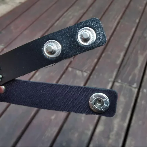 Miniatura 8 de Pulsera de calavera punk, brazalete de esqueleto de piel sintética para fiestas de Halloween, color negro