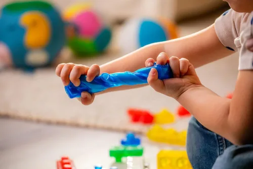 Miniatura 5 de Goliath Jelly Blox Vrroom! Kit de Camiones Incluye 35 Bloques Bloques de Construcción para Niños Pequeños y Preescolares que Pueden Apretar