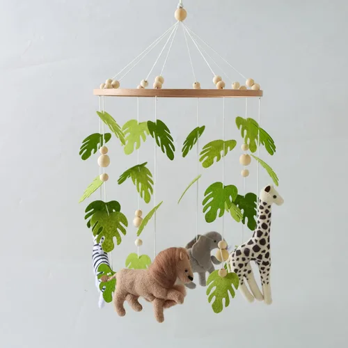 Miniatura 7 de EERKEOD Móvil de cuna de oso para bebé, móvil de guardería de terciopelo para niños y niñas, decoración de guardería de peluche para bebé