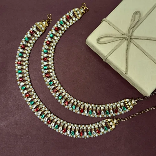 Miniatura 2 de Efulgenz Indian Bollywood Faux Kundan Pearl Wedding Bridal Anklet Pair with Bells Bracelet PayPal Foot Jewelry
