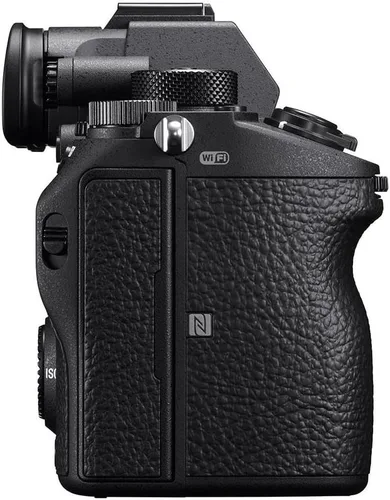 Miniatura 3 de Sony Cuerpo de cámara digital sin espejo de marco completo Alpha 7R III (ILCE-7RM3) Sensor CMOS Exmor R BSI de 42.4 MP, video HDR 4K + tarjeta de 64