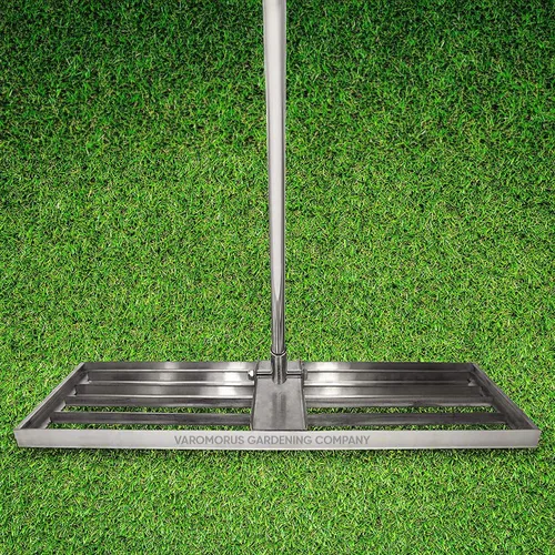 Varomorus Rastrillo de nivel de césped de acero inoxidable – Herramienta profesional de nivelación de patio, jardín y césped de 30 pulgadas con