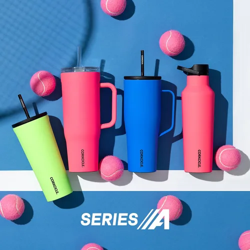 Miniatura 7 de Corkcicle Cold Cup XL - Vaso aislado con asa – Mantiene las bebidas frías 12 horas – Triple aislamiento – Tapa a prueba de derrames – Regalo de Café