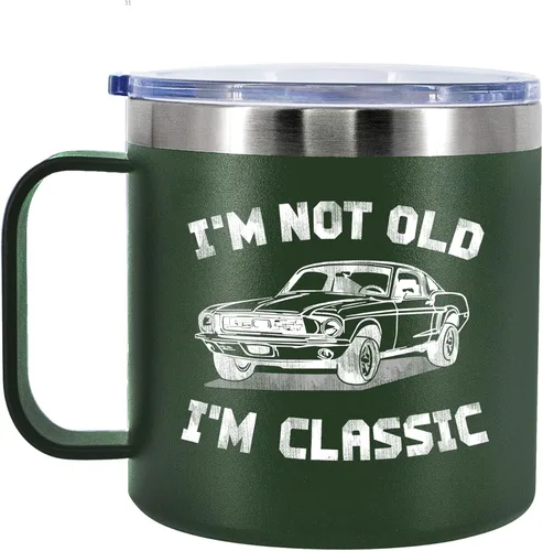 Panvola Taza de café con aislamiento para automóvil vintage con asa y tapa, diseño de texto en inglés "I'm Not Old I'm Classic" (14 onzas) con asa y