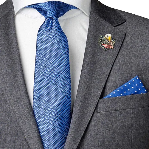 Miniatura 36 de PinMart Pin de veterano – Pin patriótico americano de solapa o sombrero – Orgulloso de ser retirado ejército, marina, fuerza aérea o cuerpo