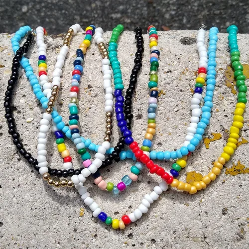 Miniatura 37 de BodyJ4You Juego de 12 gargantillas elásticas estilo tatuaje, accesorios y joyería de los años 90 y 2000, rosado, azul, verde, colorido, arcoíris