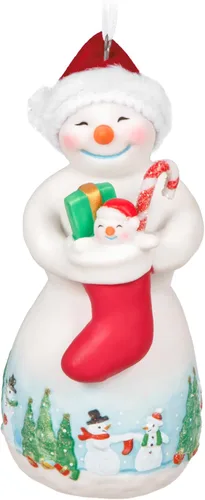 Miniatura 9 de Hallmark Keepsake Adorno de Navidad 2025, Snowtop Lodge Ollie U. Halfpipe, porcelana, muñeco de nieve, regalos para coleccionistas