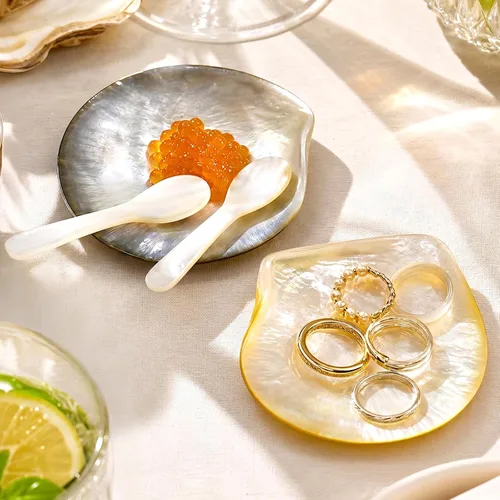 Wowagoga Juego de servidor de caviar hecho a mano, 4 piezas, plato de nácar negro/dorado y 2 cucharas de perlas para joyería regalo de Navidad