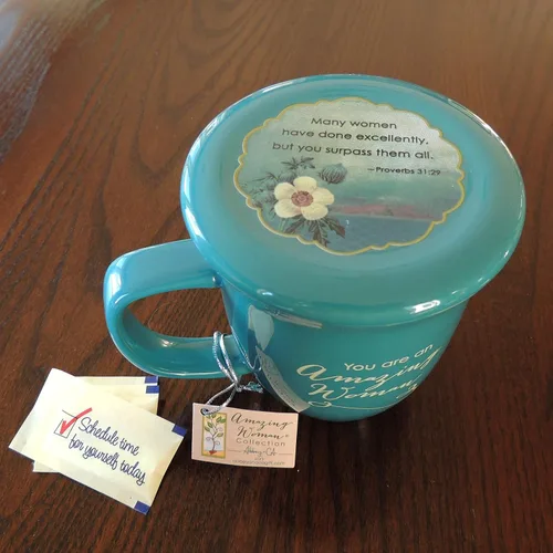 Miniatura 5 de Abbey Gift Amazing Woman - Juego de tazas y posavasos de cerámica, multicolor, "4 1⁄2 x 10 1⁄8 x 1"" (56876T)