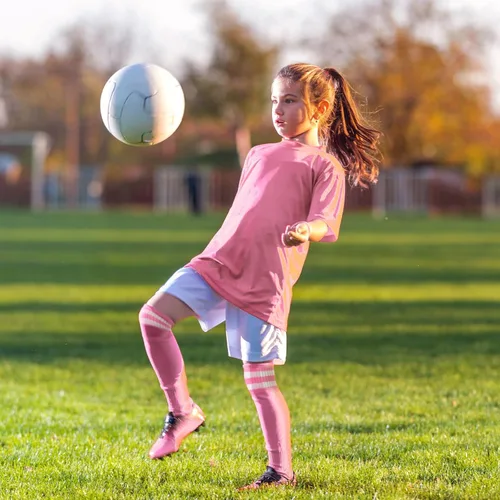 Miniatura 5 de Unittype 6 pares de calcetines de fútbol para niños pequeños, calcetines de fútbol a rayas juveniles, regalo de Navidad para niños y niñas de 4 a 14